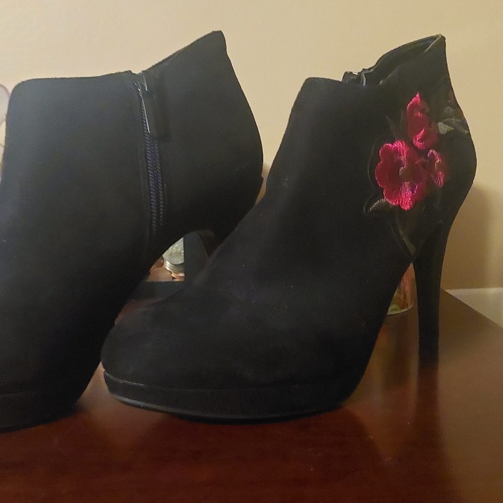 IMPO rose embellished black heel
